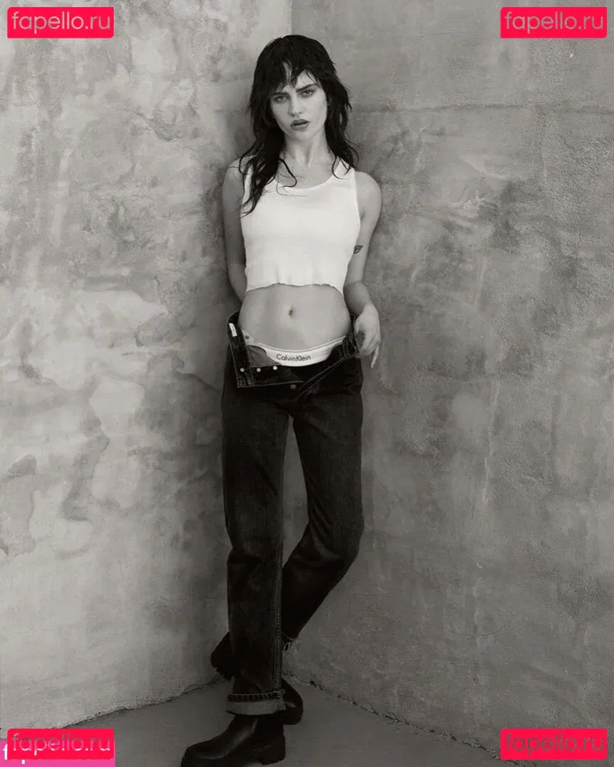 Sophie Thatcher Onlyfans Photo Gallery 