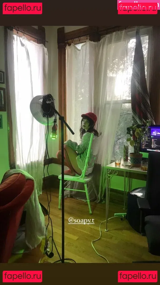 Sophie Thatcher Onlyfans Photo Gallery 