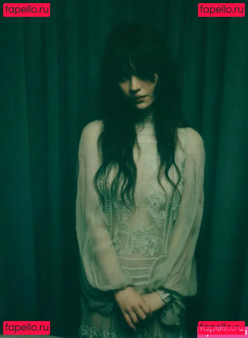 Sophie Thatcher Onlyfans Photo Gallery 