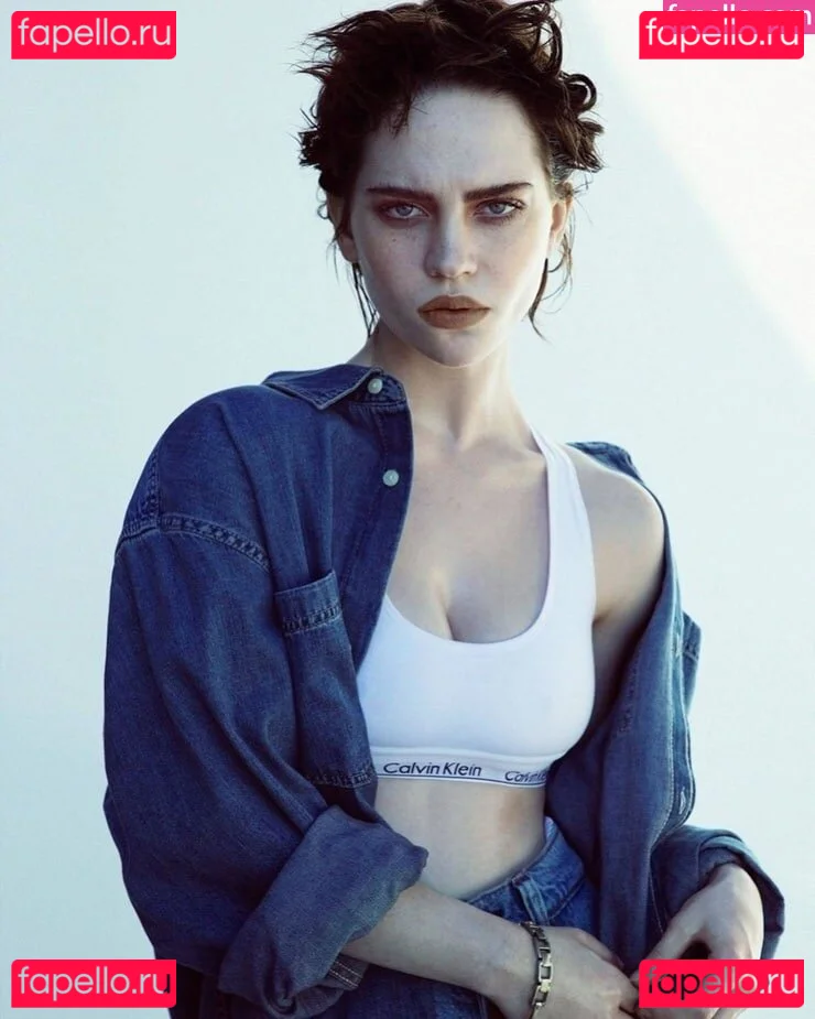 Sophie Thatcher Onlyfans Photo Gallery 