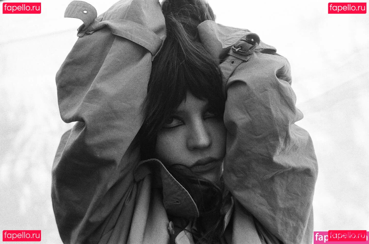 Sophie Thatcher Onlyfans Photo Gallery 