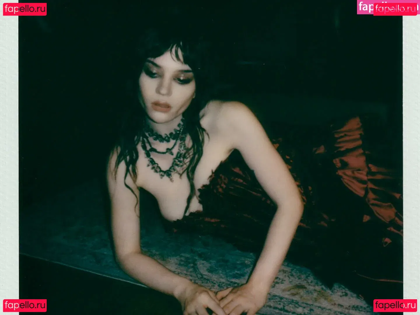 Sophie Thatcher Onlyfans Photo Gallery 