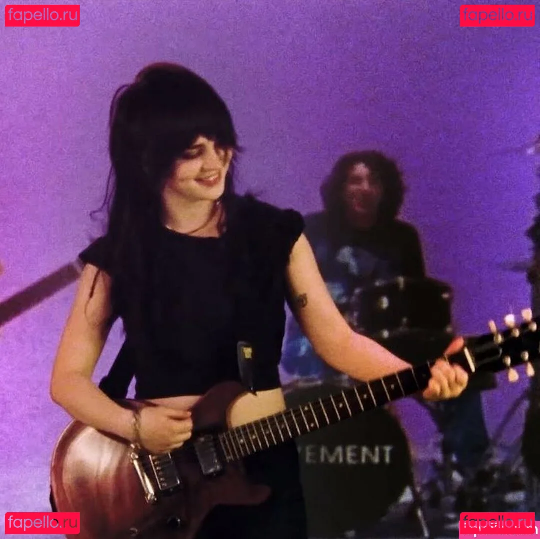 Sophie Thatcher Onlyfans Photo Gallery 