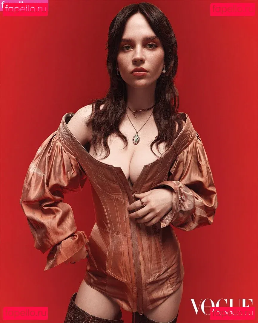 Sophie Thatcher Onlyfans Photo Gallery 