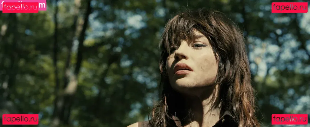 Sophie Thatcher Onlyfans Photo Gallery 