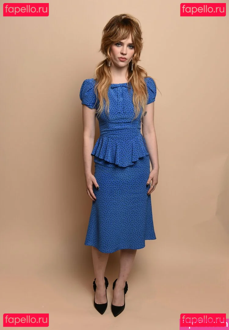 Sophie Thatcher Onlyfans Photo Gallery 