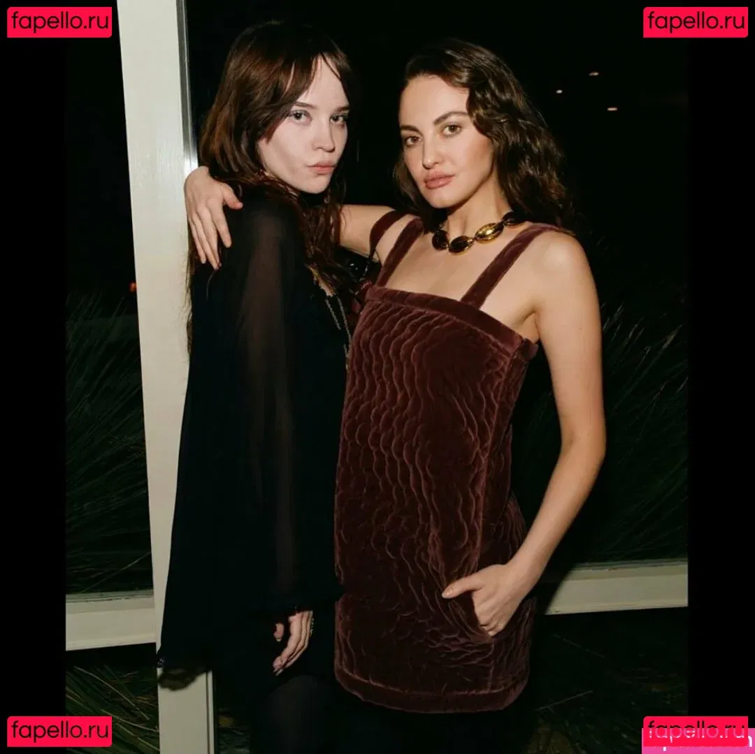 Sophie Thatcher Onlyfans Photo Gallery 