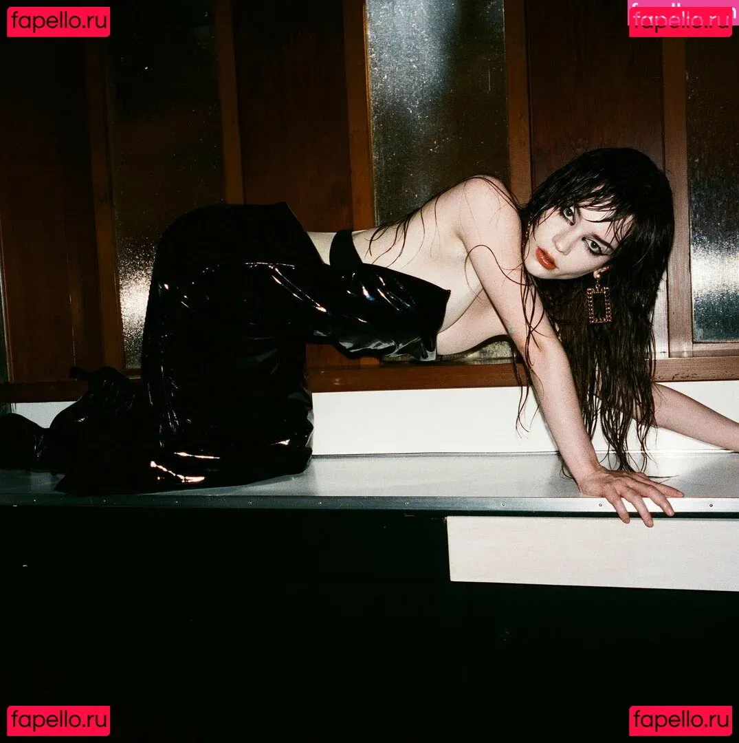 Sophie Thatcher Onlyfans Photo Gallery 