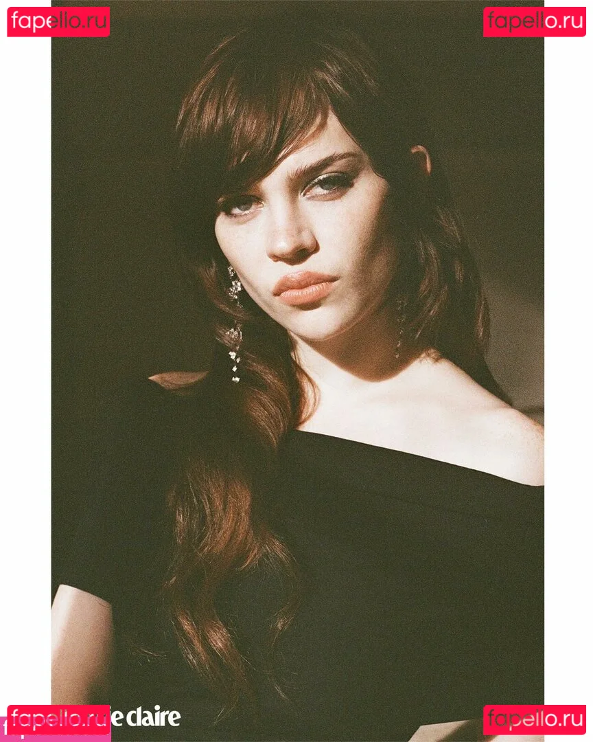 Sophie Thatcher Onlyfans Photo Gallery 