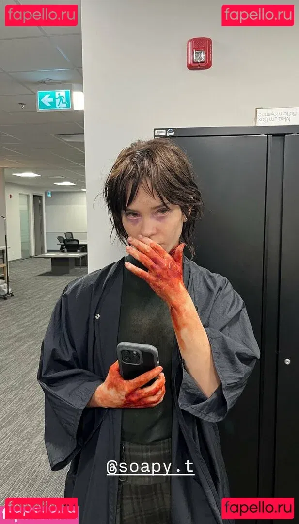 Sophie Thatcher Onlyfans Photo Gallery 