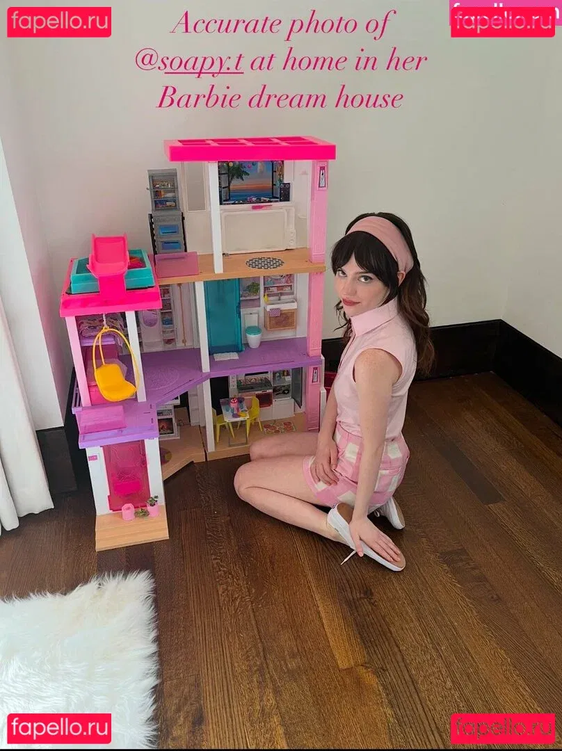 Sophie Thatcher Onlyfans Photo Gallery 