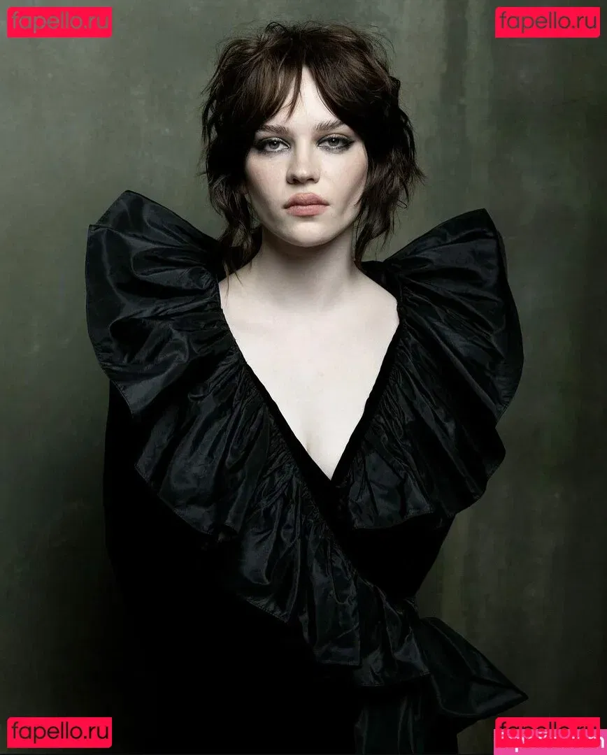 Sophie Thatcher Onlyfans Photo Gallery 