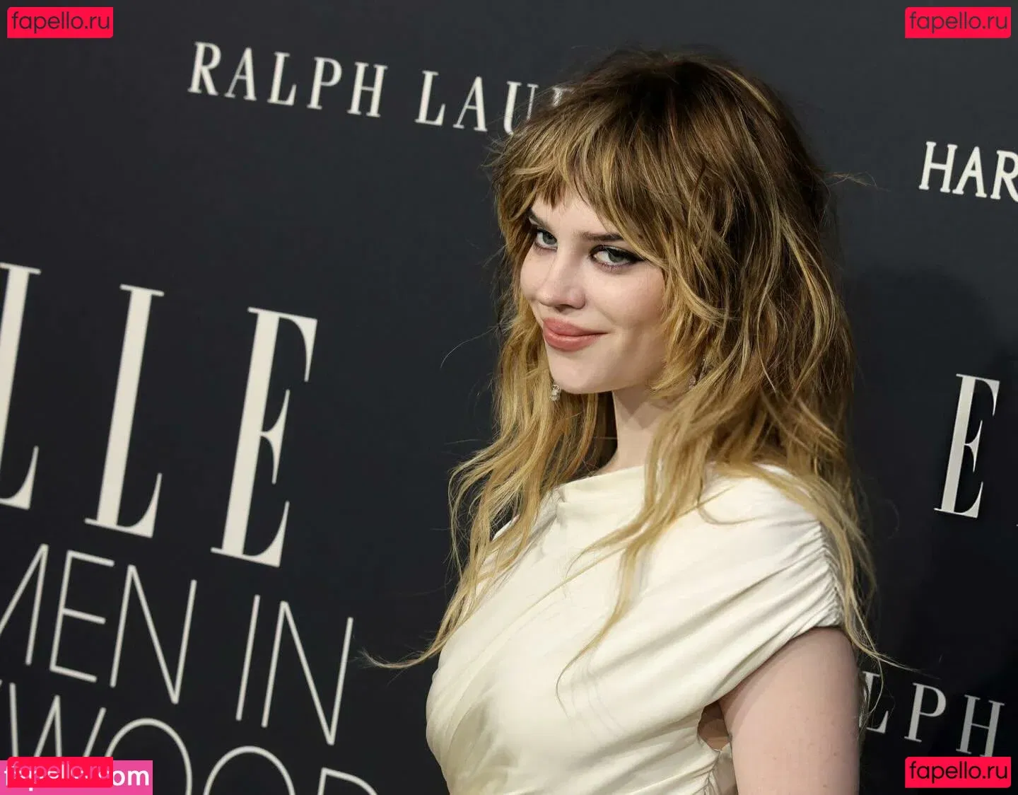 Sophie Thatcher Onlyfans Photo Gallery 