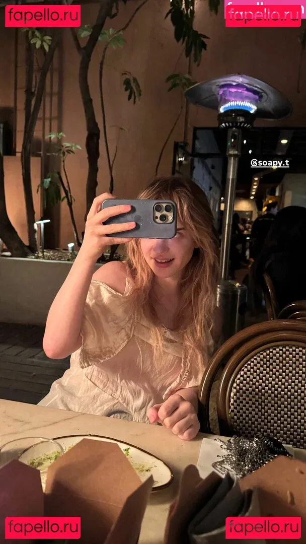 Sophie Thatcher Onlyfans Photo Gallery 