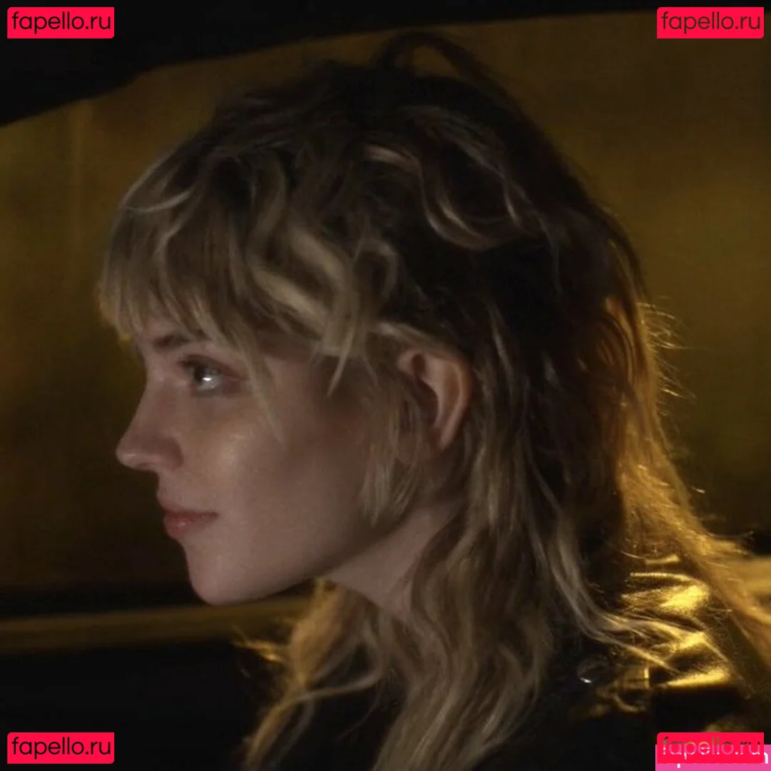 Sophie Thatcher Onlyfans Photo Gallery 