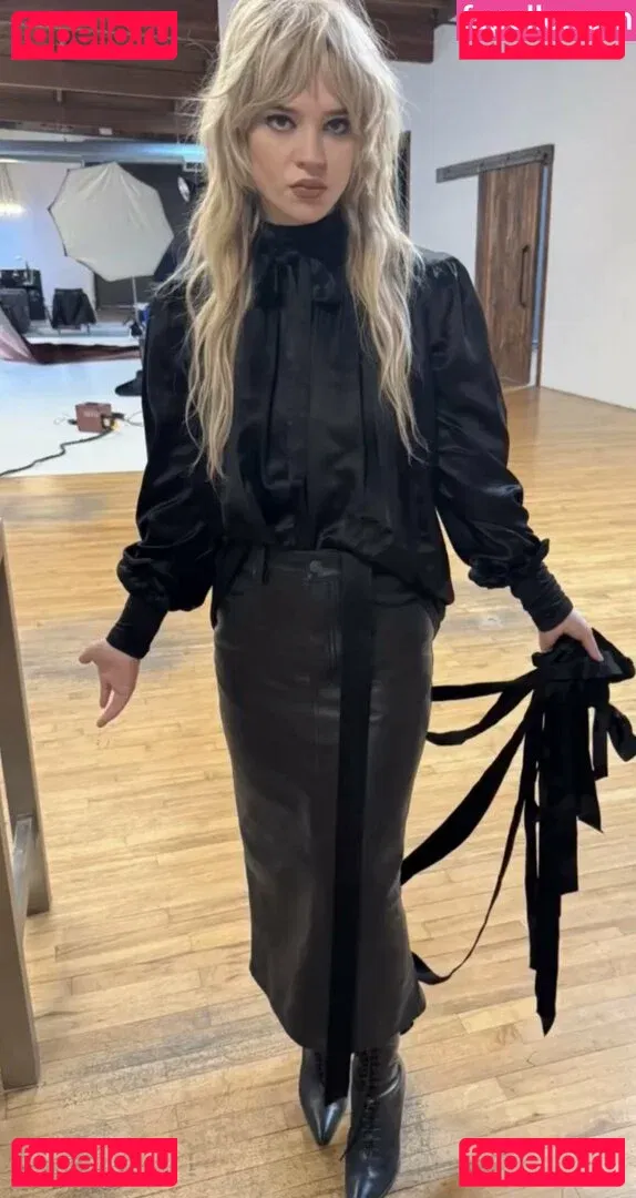 Sophie Thatcher Onlyfans Photo Gallery 