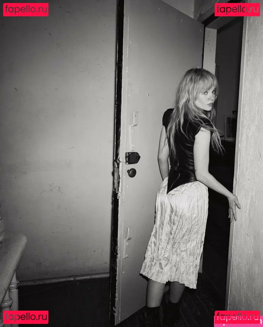 Sophie Thatcher Onlyfans Photo Gallery 