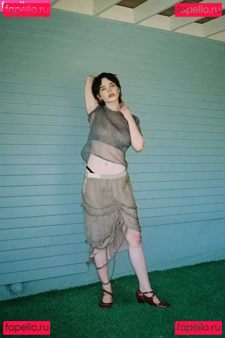 Sophie Thatcher Onlyfans Photo Gallery 