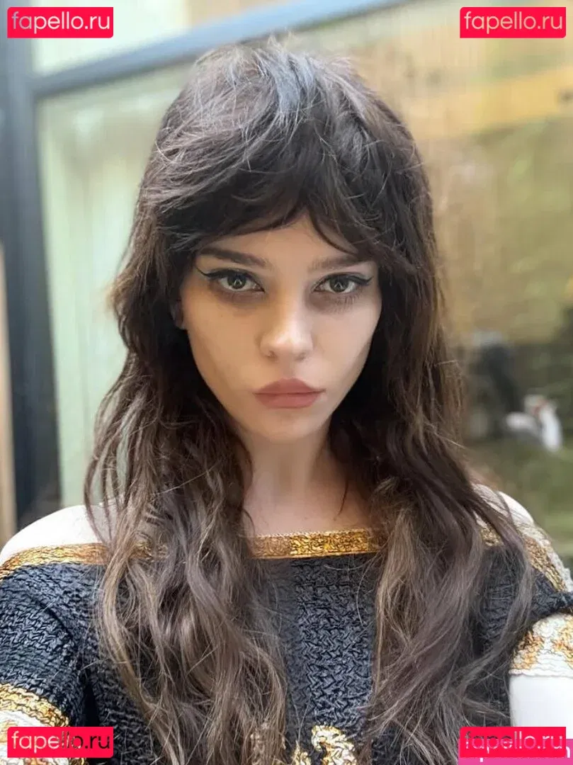 Sophie Thatcher Onlyfans Photo Gallery 