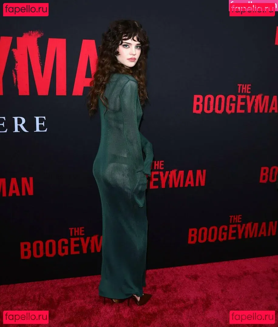 Sophie Thatcher Onlyfans Photo Gallery 