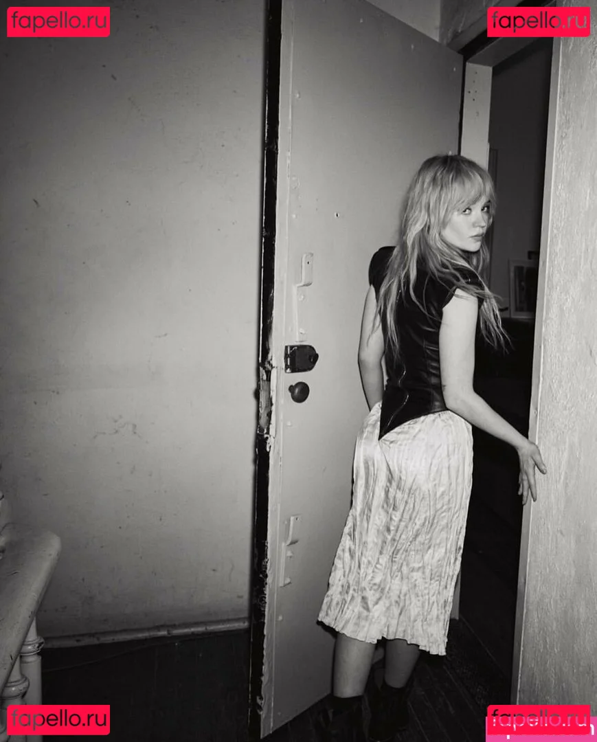 Sophie Thatcher Onlyfans Photo Gallery 