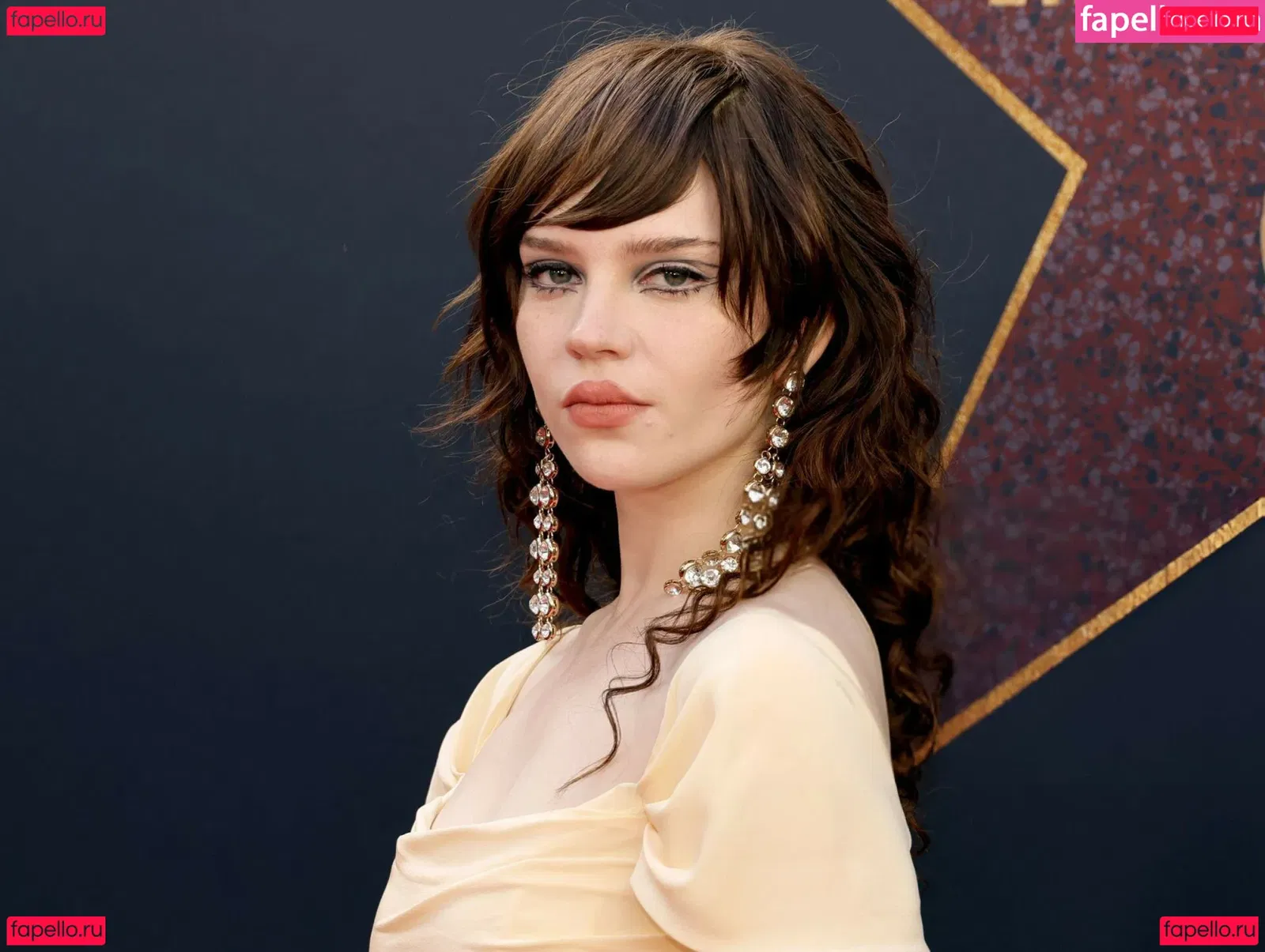 Sophie Thatcher Onlyfans Photo Gallery 