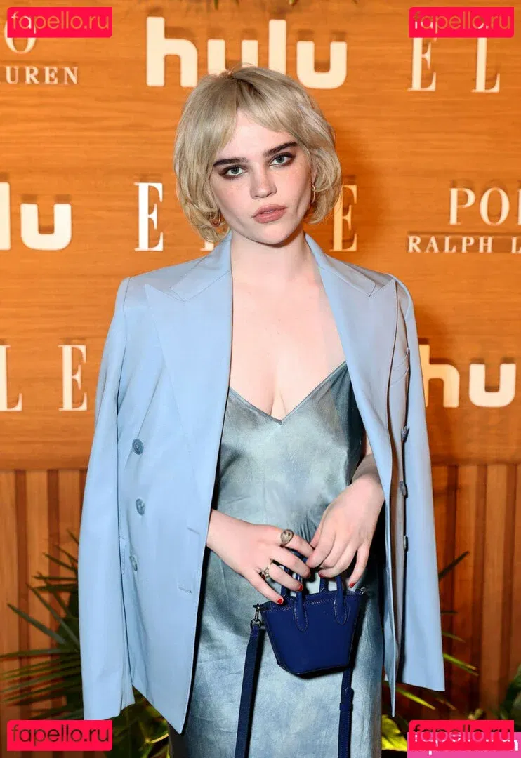 Sophie Thatcher Onlyfans Photo Gallery 