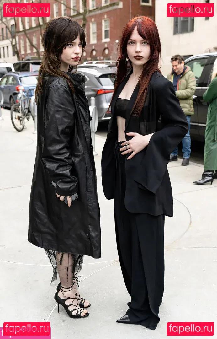 Sophie Thatcher Onlyfans Photo Gallery 