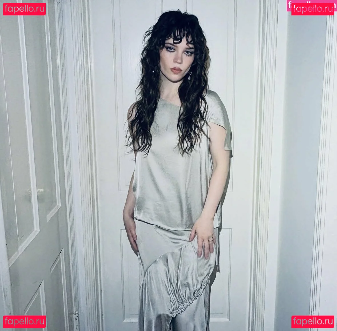 Sophie Thatcher Onlyfans Photo Gallery 