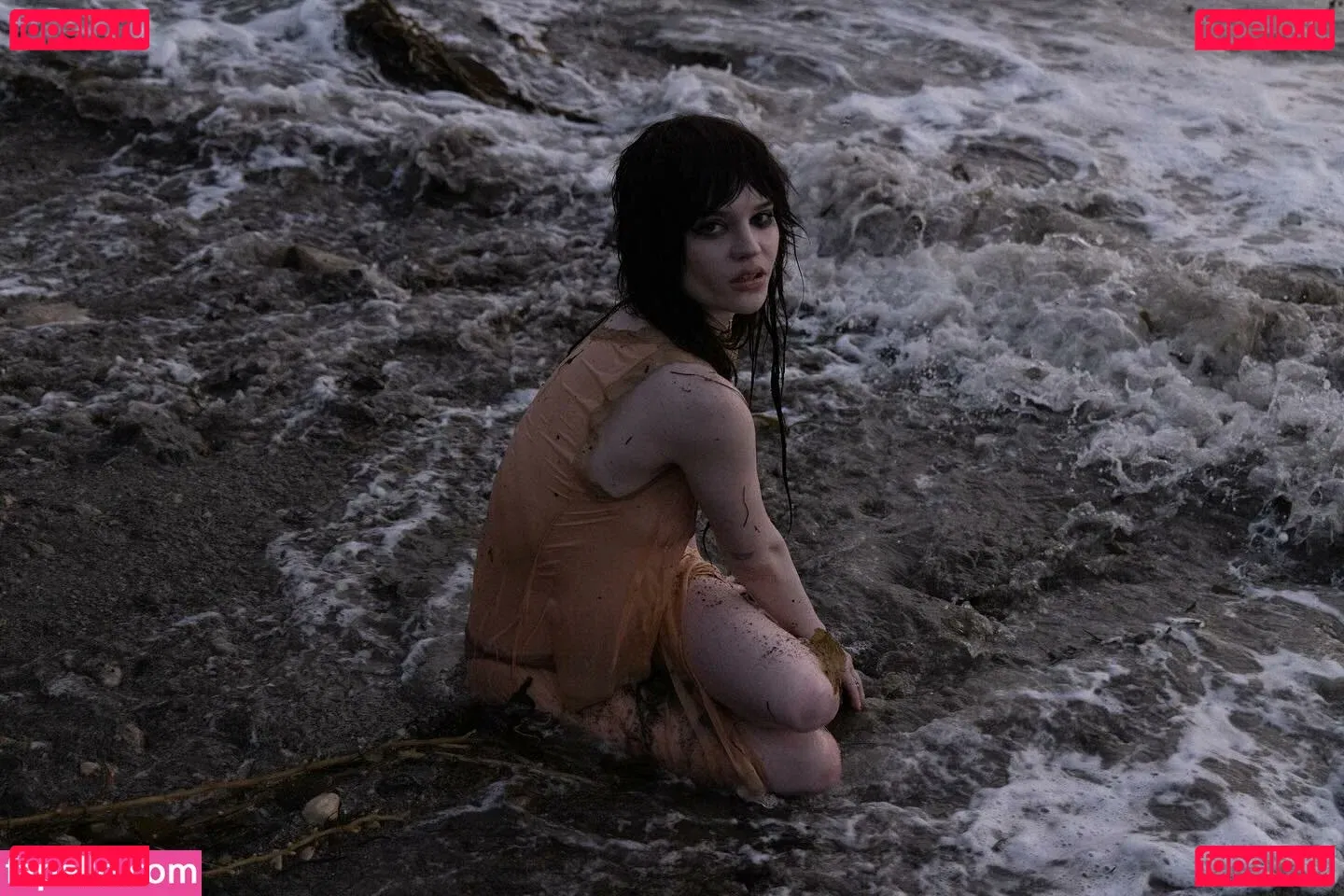 Sophie Thatcher Onlyfans Photo Gallery 