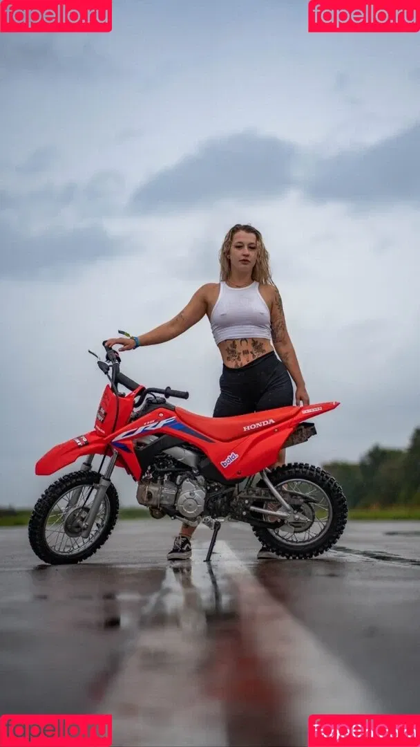 svenjaaa_adam Onlyfans Photo Gallery 