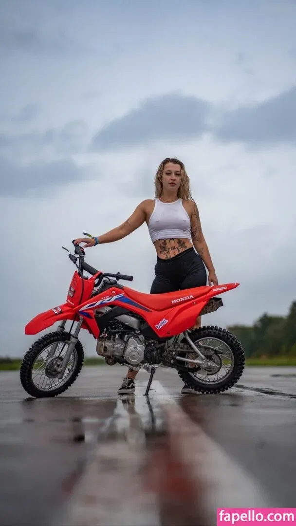 svenjaaa_adam Onlyfans Photo Gallery 