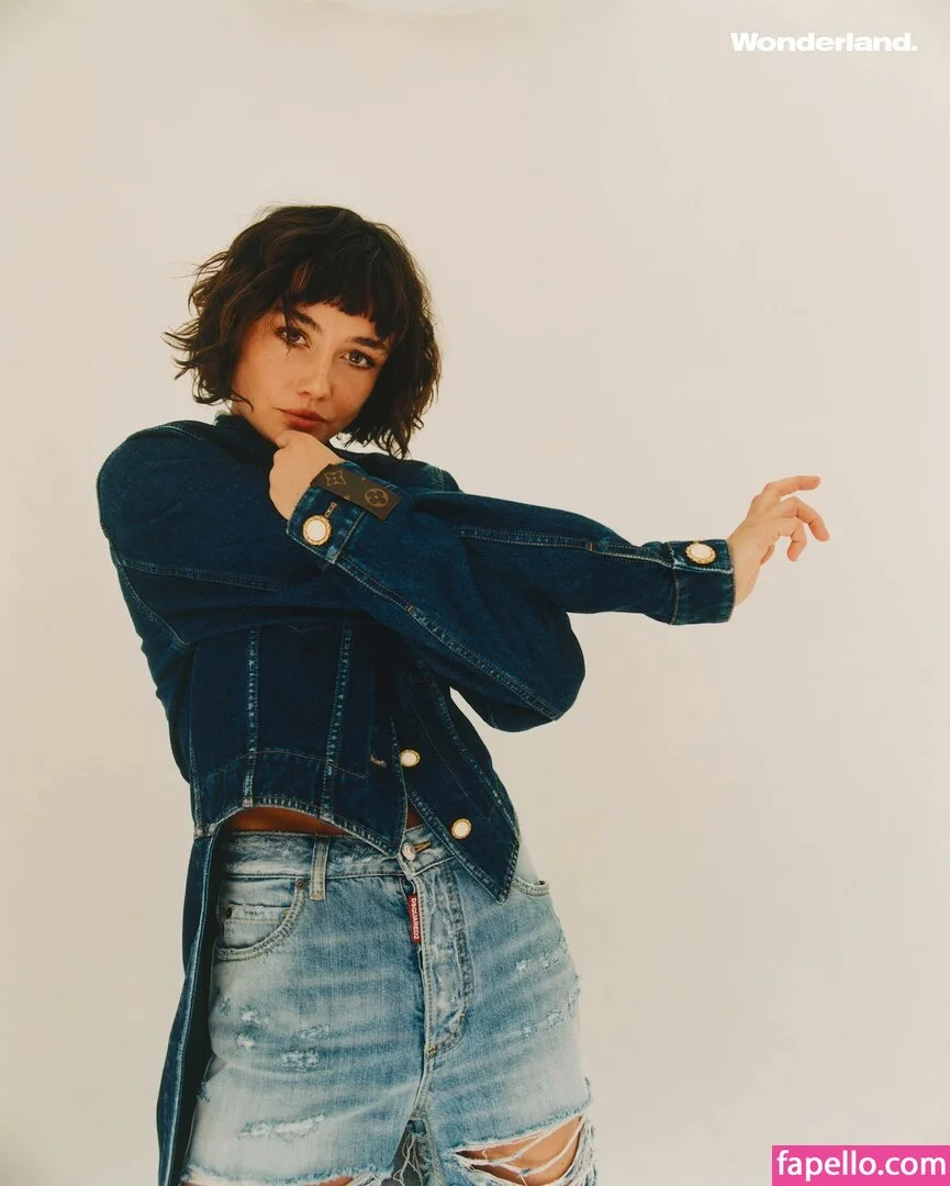 Sydney Chandler Onlyfans Photo Gallery 