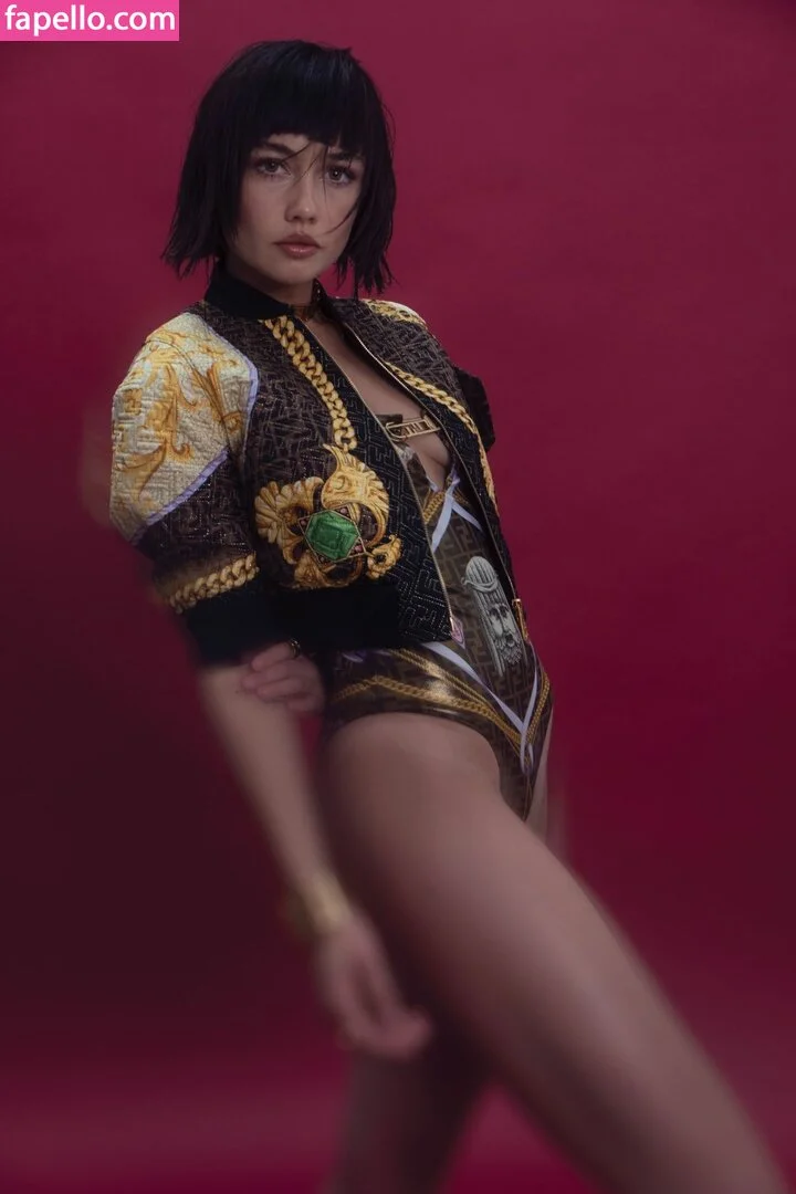 Sydney Chandler Onlyfans Photo Gallery 