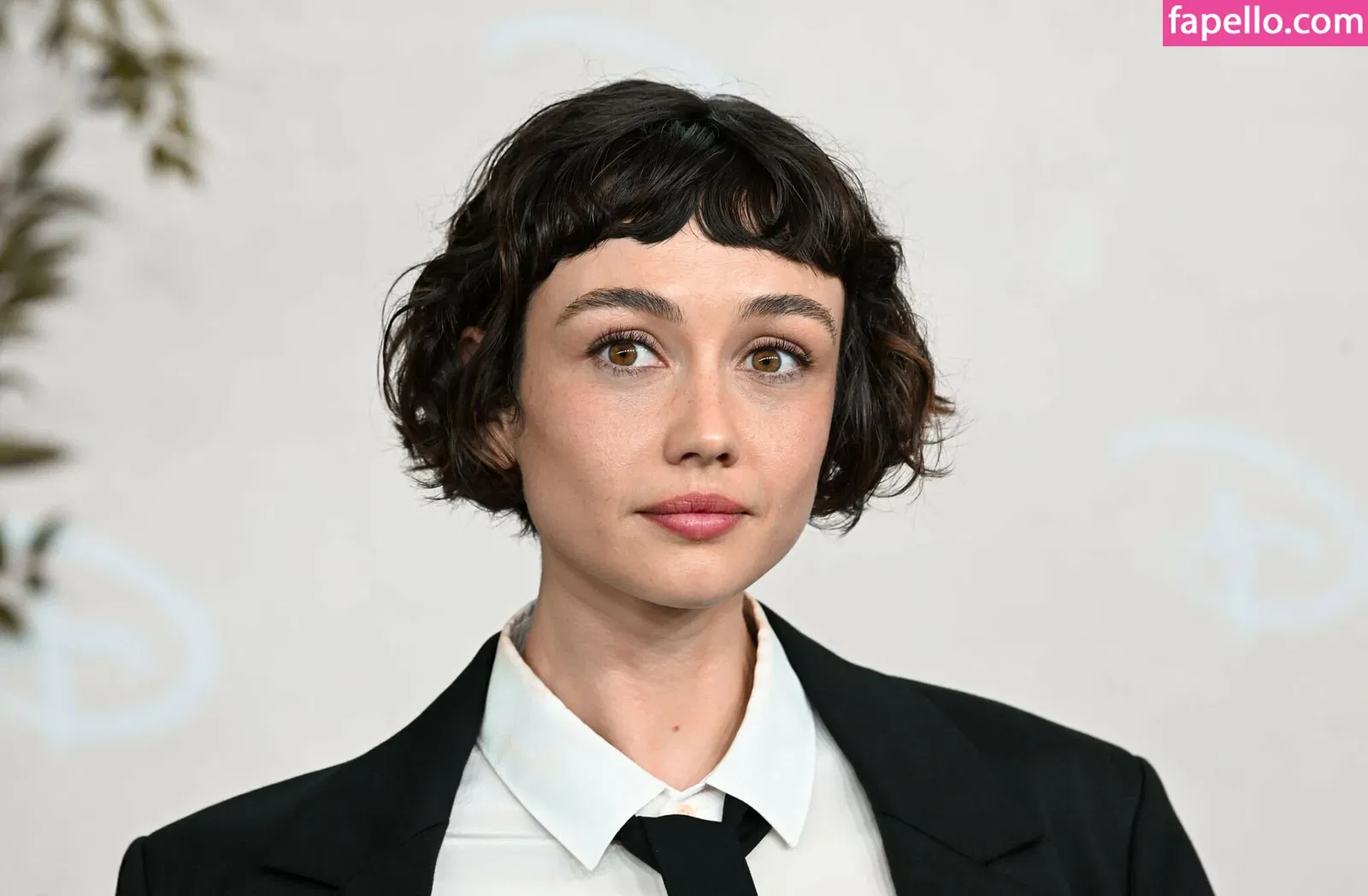 Sydney Chandler Onlyfans Photo Gallery 