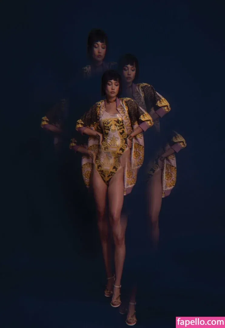 Sydney Chandler Onlyfans Photo Gallery 