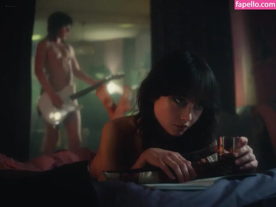 Sydney Chandler Onlyfans Photo Gallery 