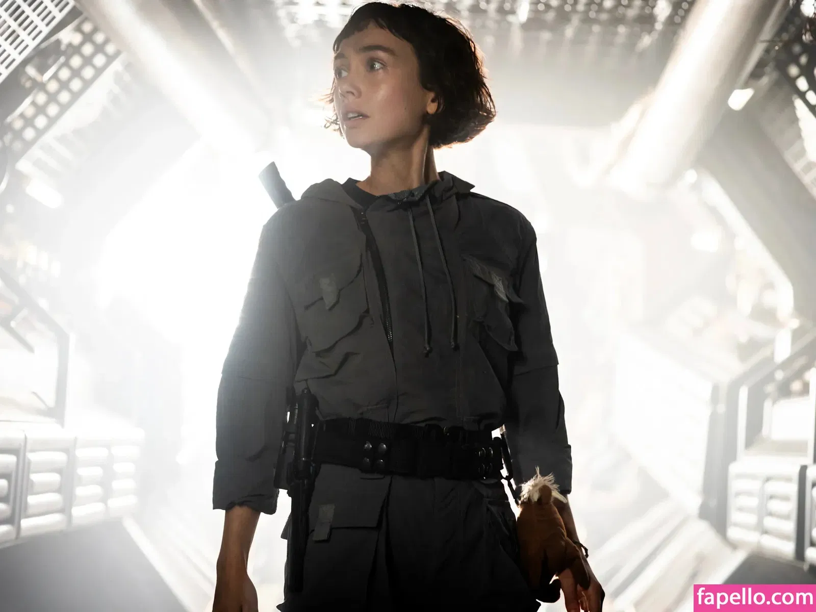 Sydney Chandler Onlyfans Photo Gallery 