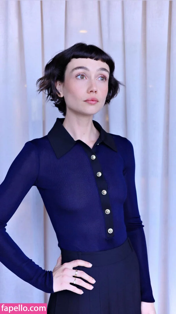 Sydney Chandler Onlyfans Photo Gallery 