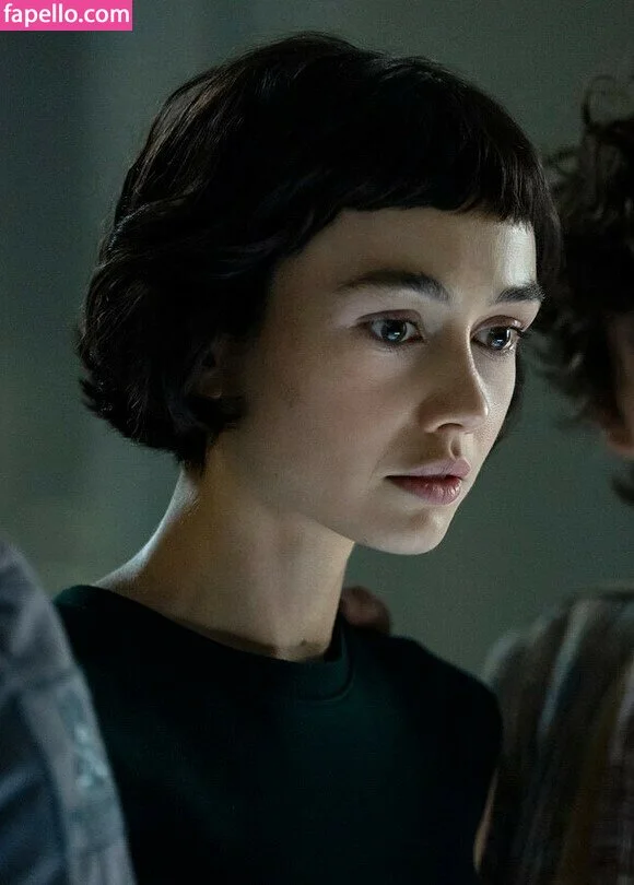 Sydney Chandler Onlyfans Photo Gallery 