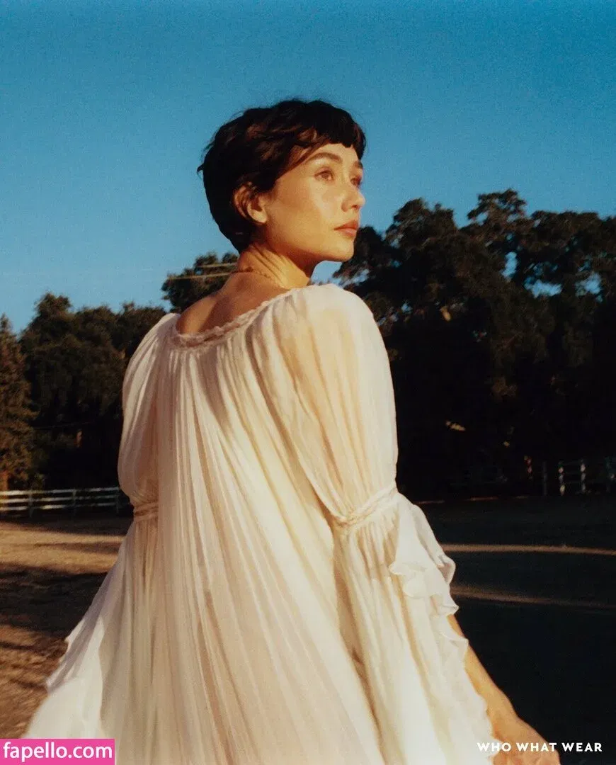 Sydney Chandler Onlyfans Photo Gallery 