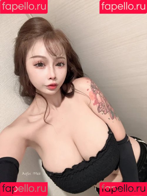 aifei.9961 Onlyfans Photo Gallery 