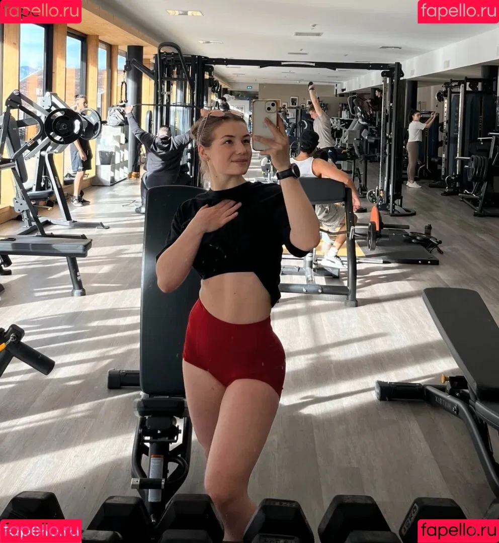 Veronica Kreidl Onlyfans Photo Gallery 