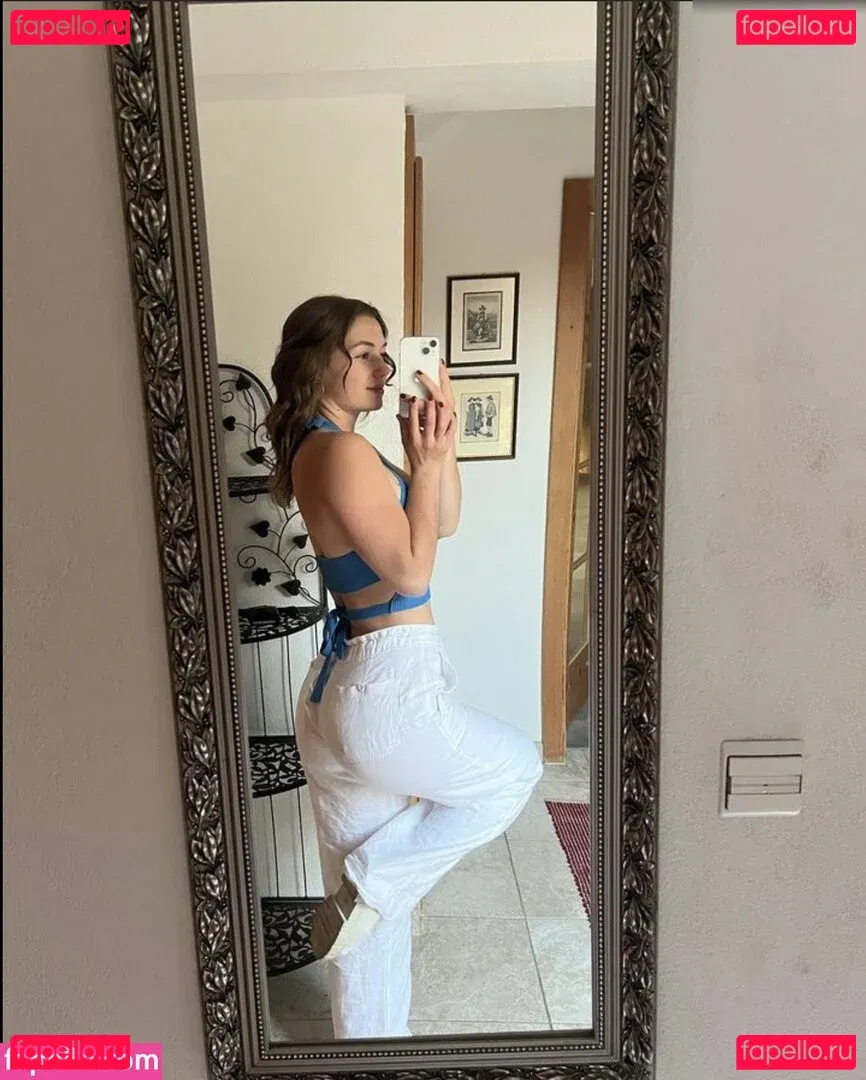 Veronica Kreidl Onlyfans Photo Gallery 