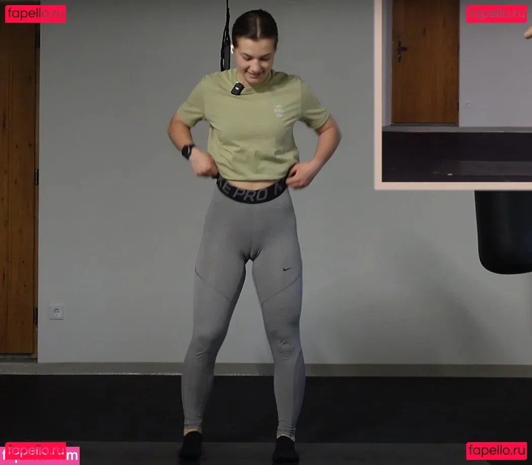 Veronica Kreidl Onlyfans Photo Gallery 