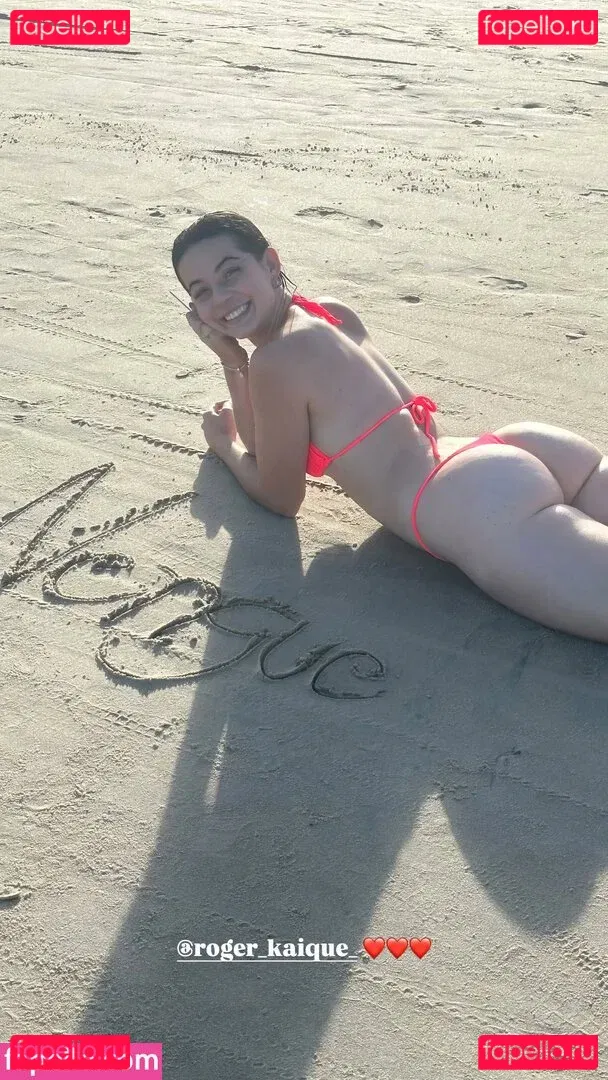 Julia Linhares Onlyfans Photo Gallery 