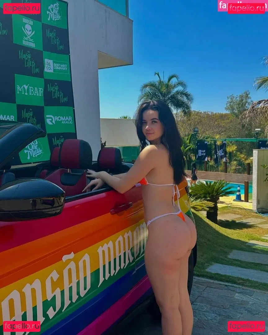 Julia Linhares Onlyfans Photo Gallery 