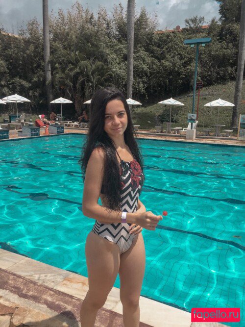 Julia Linhares Nude Onlyfans Photo 23