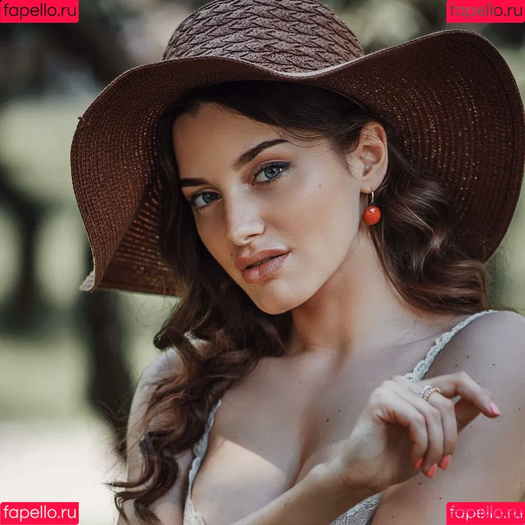Juli Djuzheva Onlyfans Photo Gallery 