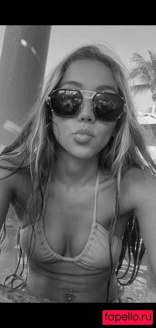 stephy_licea Onlyfans Photo Gallery 